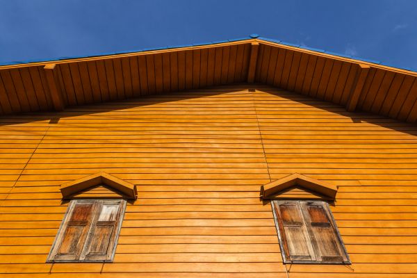 Wood House Staining in Acworth